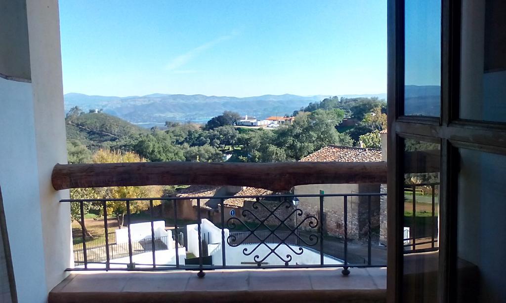 La Casa Del Cura Guest House Corteconcepcion ภายนอก รูปภาพ